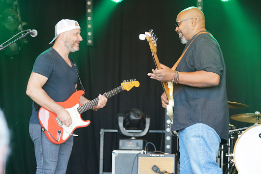 (c) Copyright Rock-Interviews.com