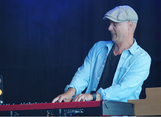(c) Copyright Rock-Interviews.com