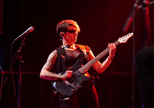 (c) Copyright Rock-Interviews.com