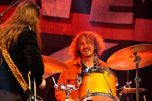 (c) Copyright Rock-Interviews.com
