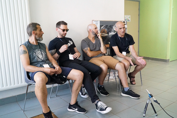 (c) Copyright Rock-Interviews.com