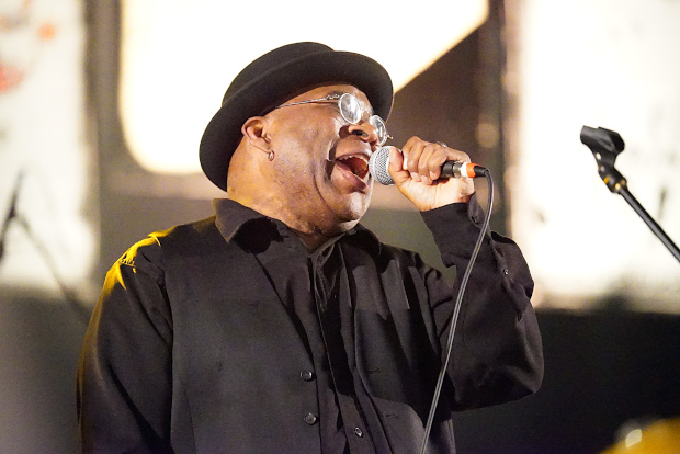 (c) Copyright Rock-Interviews.com