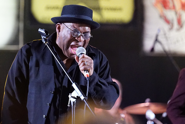 (c) Copyright Rock-Interviews.com