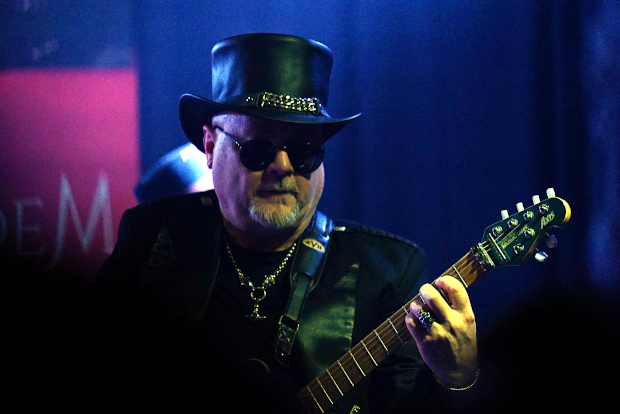 (c) Copyright Rock-Interviews.com