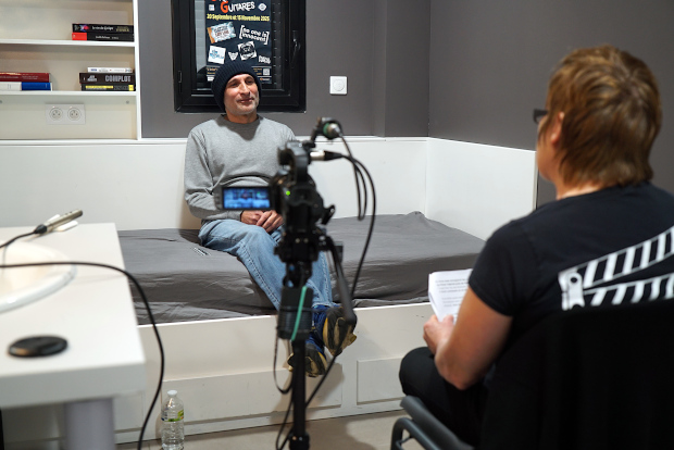 (c) Copyright Rock-Interviews.com