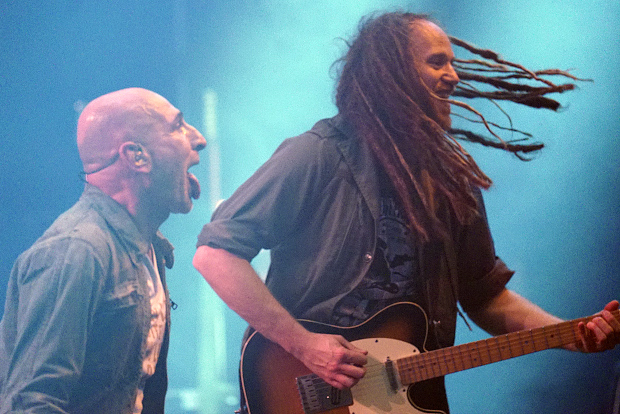 (c) Copyright Rock-Interviews.com