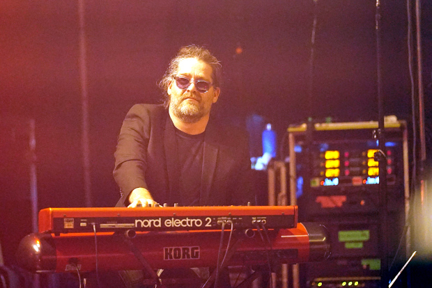 (c) Copyright Rock-Interviews.com