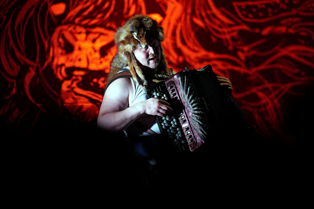 (c) Copyright Rock-Interviews.com