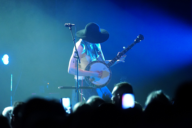 (c) Copyright Rock-Interviews.com