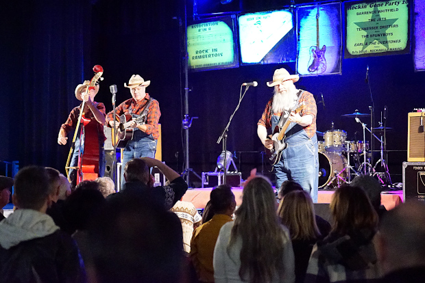 (c) Copyright Rock-Interviews.com