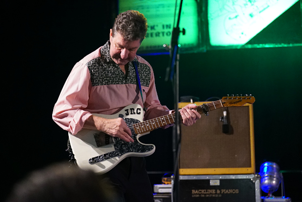 (c) Copyright Rock-Interviews.com