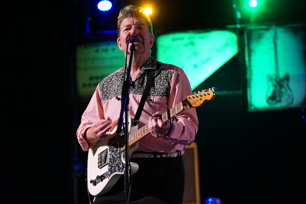 (c) Copyright Rock-Interviews.com