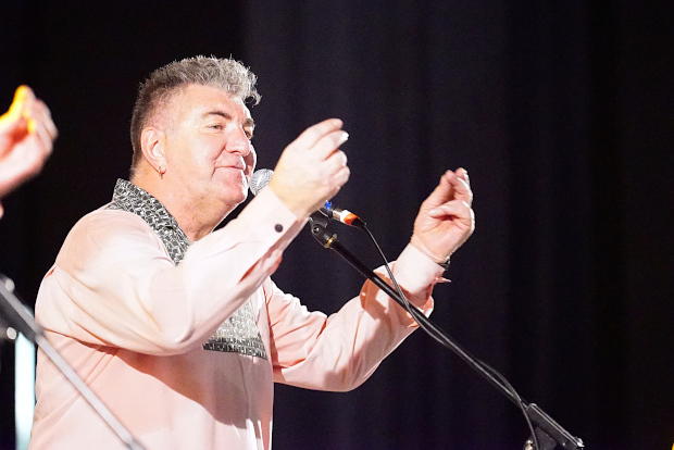 (c) Copyright Rock-Interviews.com