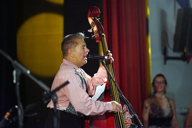 (c) Copyright Rock-Interviews.com