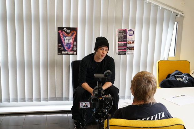 (c) Copyright Rock-Interviews.com