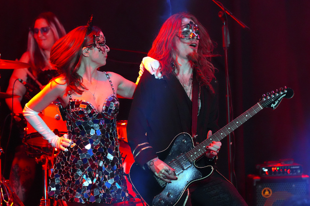 (c) Copyright Rock-Interviews.com