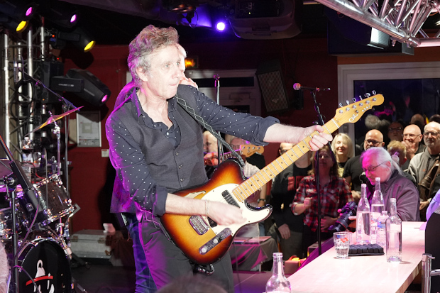 (c) Copyright Rock-Interviews.com