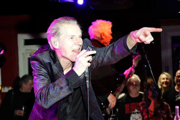 (c) Copyright Rock-Interviews.com