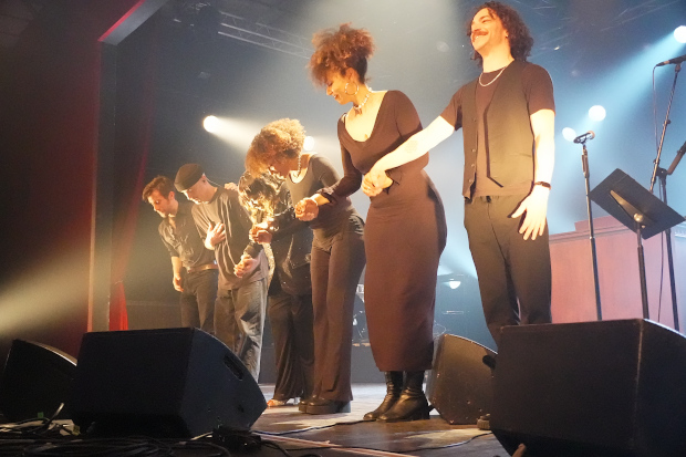 (c) Copyright Rock-Interviews.com