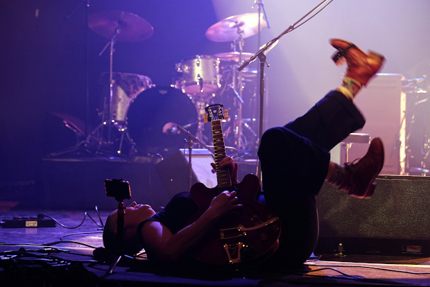 (c) Copyright Rock-Interviews.com