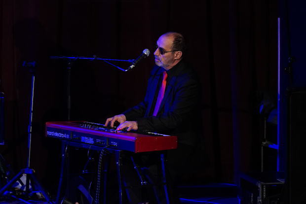 (c) Copyright Rock-Interviews.com