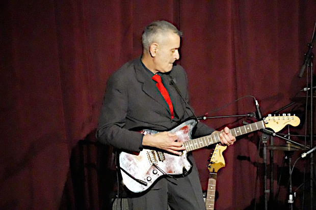 (c) Copyright Rock-Interviews.com