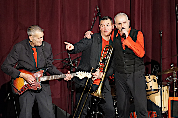 (c) Copyright Rock-Interviews.com